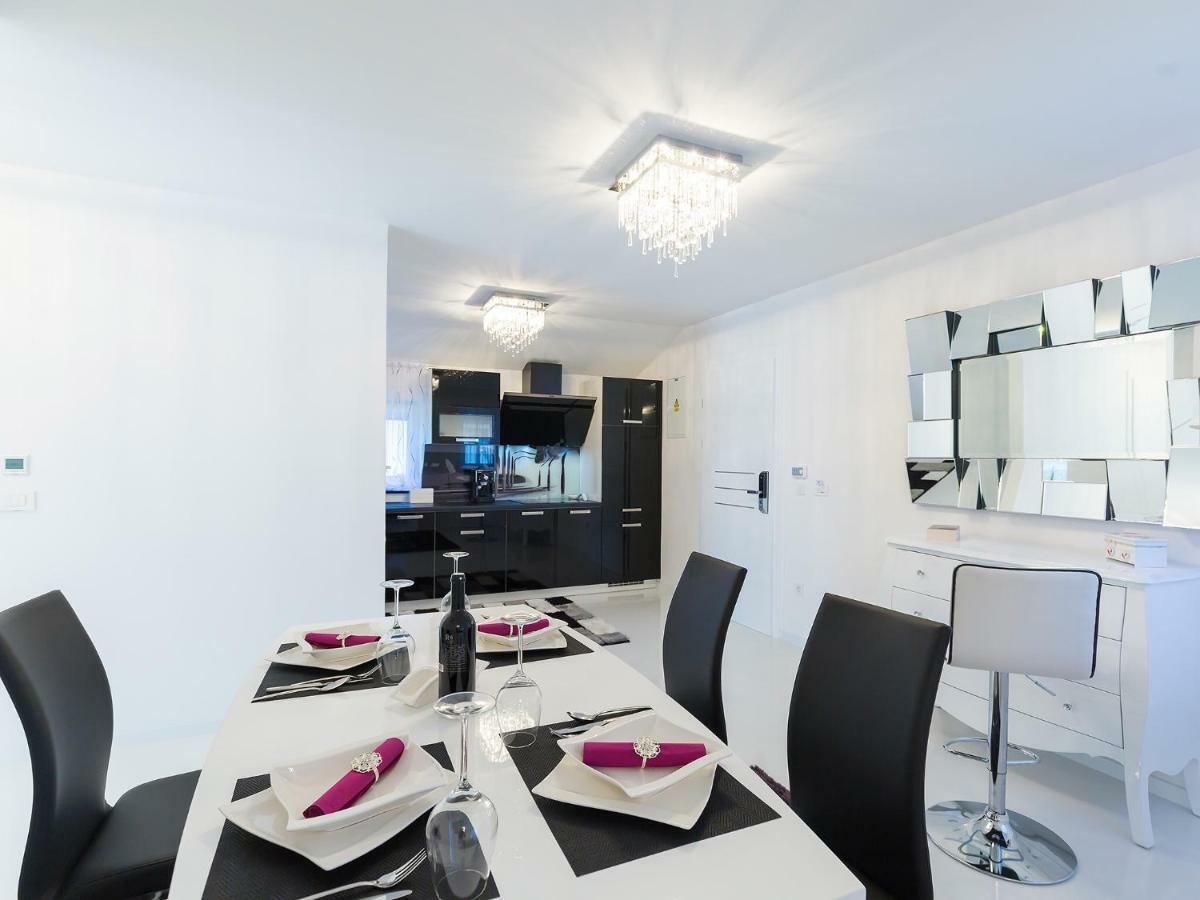 Apartmani Beril Lux Rovinj Extérieur photo